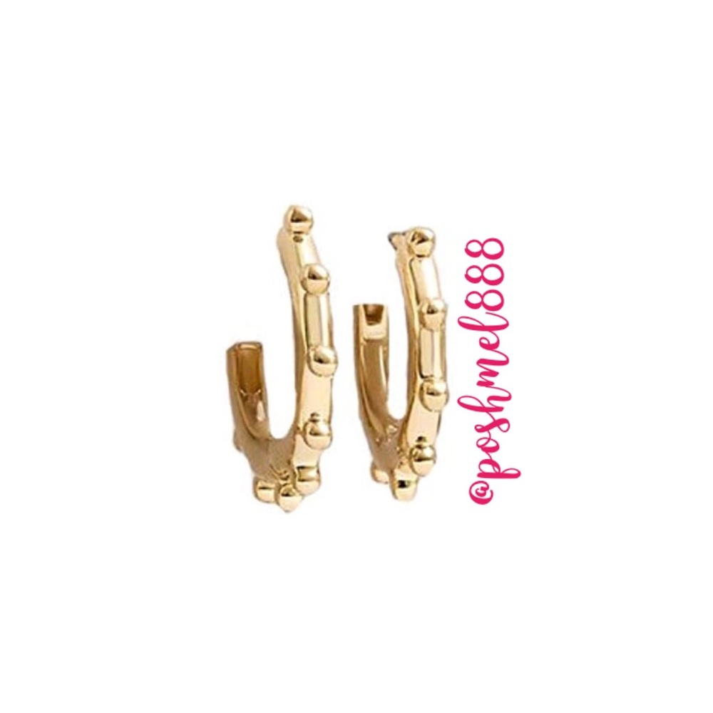 :: Delicate [GOLD] Spike Huggies Hoops - Picture 3 of 11